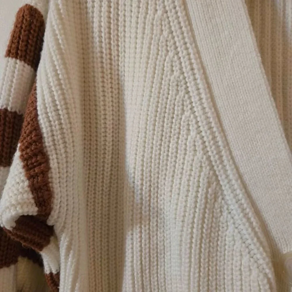 Molly Green Size S/M White Cardigan Sweater with Brown/White Striped Sleeves - Picture 3 of 7